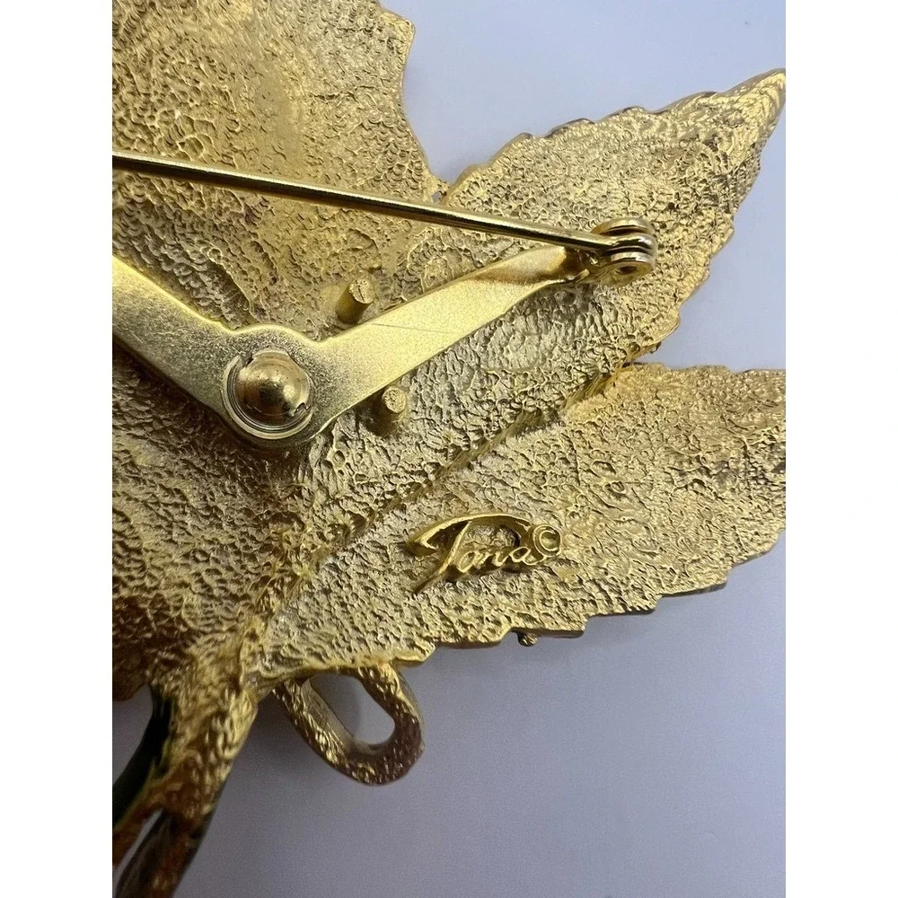 Vintage Tona Leaf Brooch Large 3